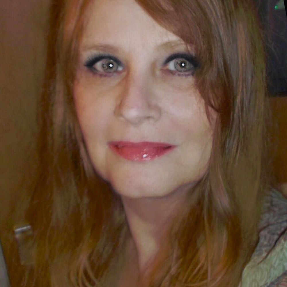 Meet your Posher, Vicky